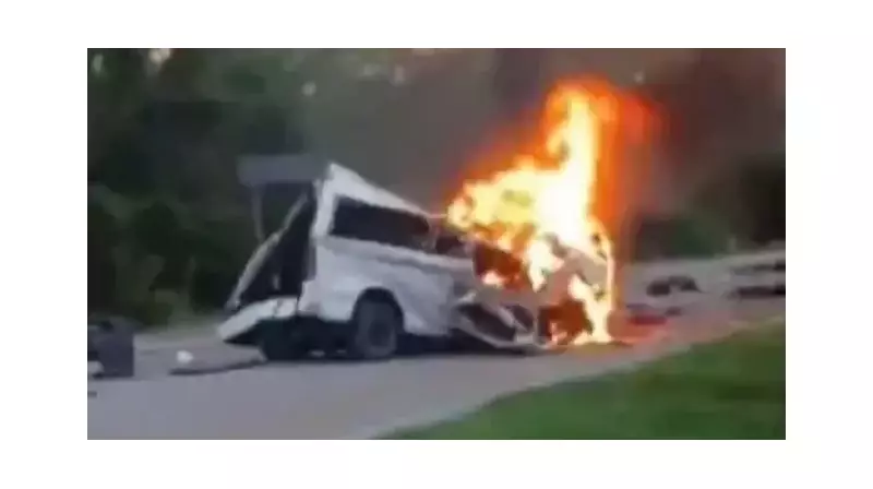 Meksika'da Korkunç Trafik Kazası: 15 Kişi Hayatını Kaybetti!