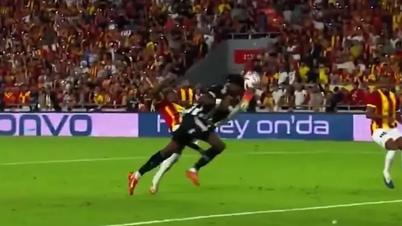 Mustafa Cülcü'dan Flaş Açıklama: Göztepe-Beşiktaş'ta Abraham Pozisyonu Penaltı mıydı?