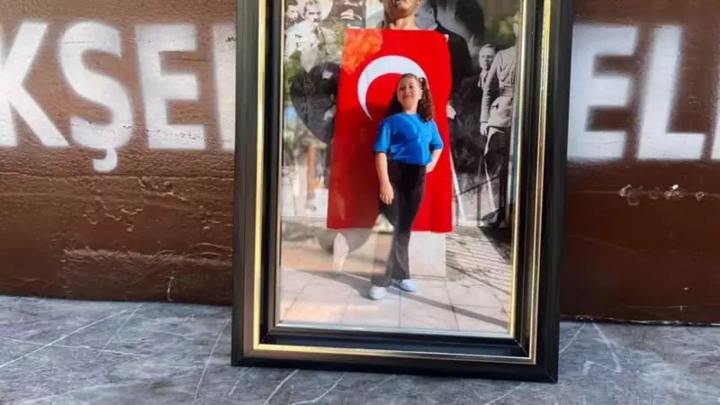 Nakliye Asansöründen Düşen Koltuk Genç Kadını Canından Etti! - İstanbul'da Feci Kaza