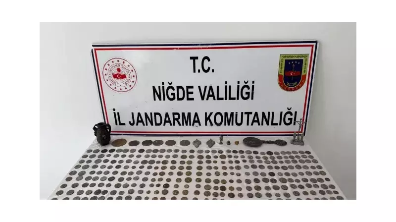 Niğde Otogarı'nda Tarihi Operasyon: 334 Parça Eser Ele Geçirildi!