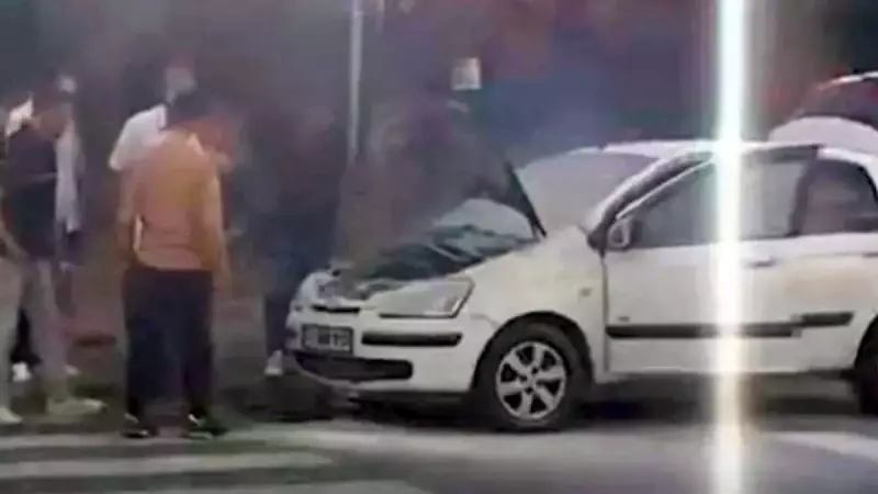 Okul Önünde Dehşet Anları: Park Halindeki Araç Alev Alev Yandı!