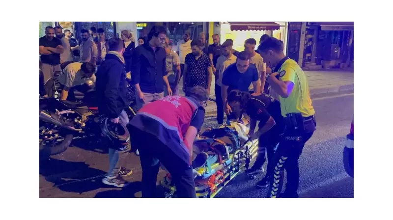 Çorum'da Feci Tır Çarpışması! İki Yaralı - Trafik Felç Oldu