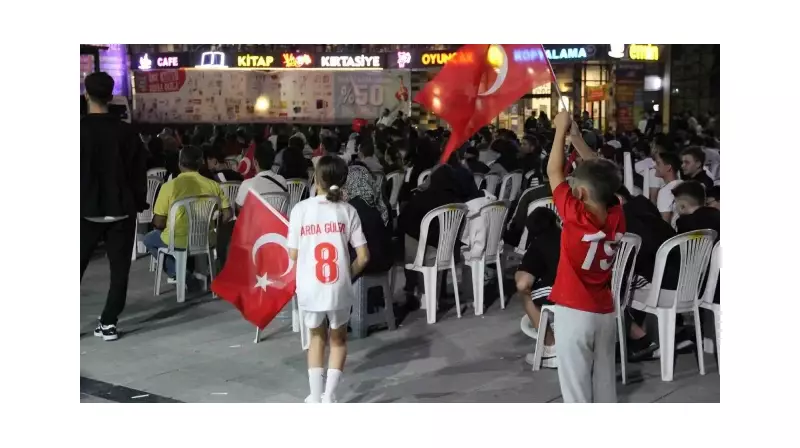 Çorum'da Milli Maç Coşkusu: Tribünler Doldu Taştı!