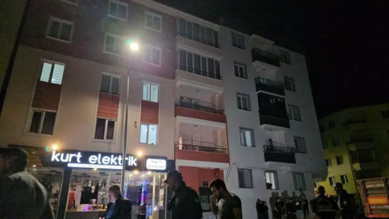 Çorum'da Pompalı Tüfek Dehşeti: Apartmana Ateş Açıp Kaybolan İki Kadın Aranıyor!