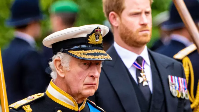 Prens Harry'nin Kral Charles ile Duygusal Buluşması: Aylar Sonra İlk Görüme ve Sadece 5 Kelimelik Açıklama!