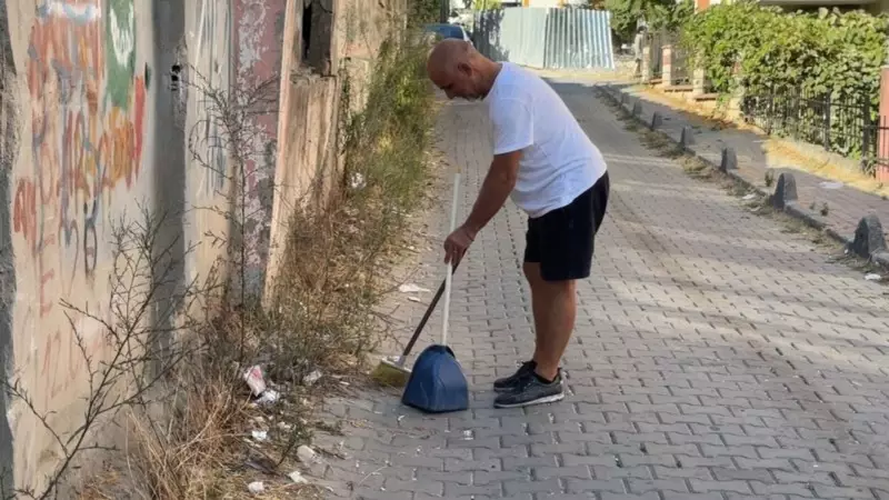 Sahipsiz Sokak Köpekleri İsyanda! Vatandaşlar Belediyeye Sert Tepki Gösterdi