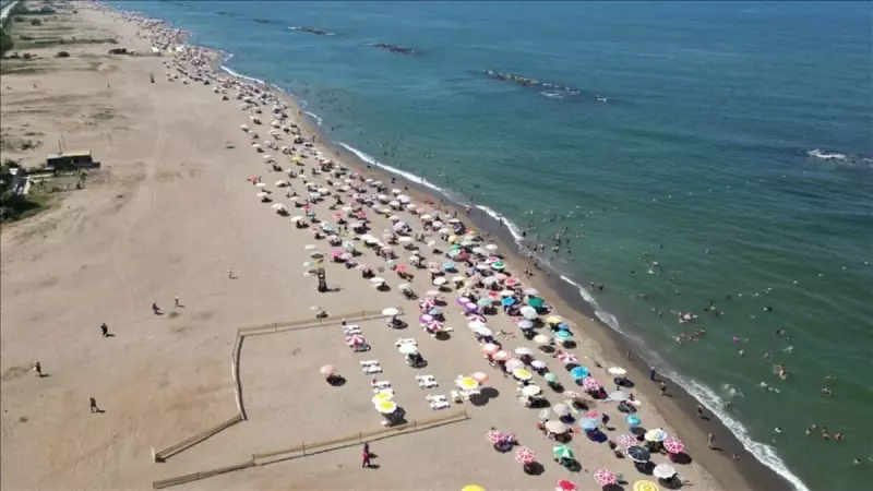 Sakarya'da Plajda Cinsel İhlal: Kadınların İzinsiz Fotoğraflarını Çekti!