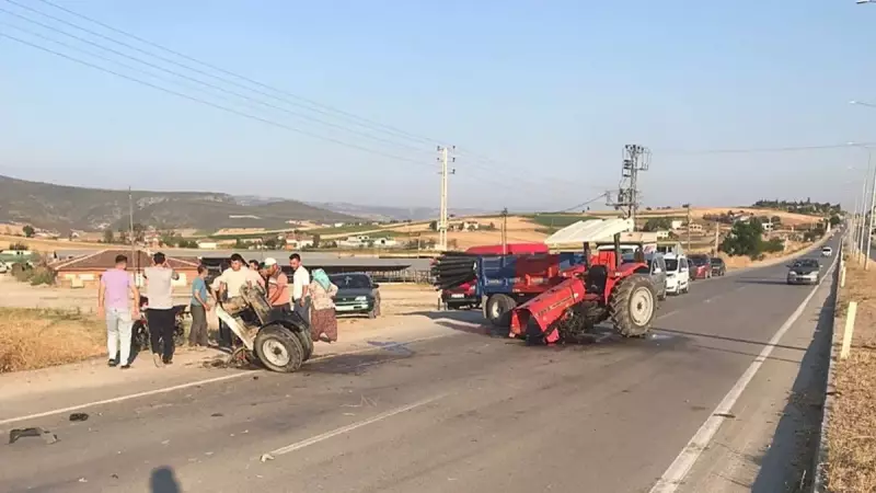 Samsun'da Feci Trafik Kazası: Kamyonet ile Traktör Çarpıştı! 1'i Ağır 4 Yaralı