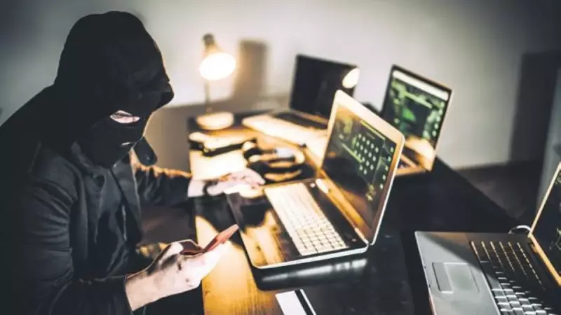 Sanal Dünyanın Karanlık Yüzü: Yeni Nesil Mafya Sosyal Medyada Nasıl Örgütleniyor?