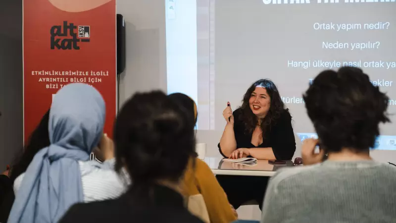 Sanatın Nabzını Tutan Sergi: 'Yaratıcı Bakışlar III' Eylül'de Kapılarını Açıyor!