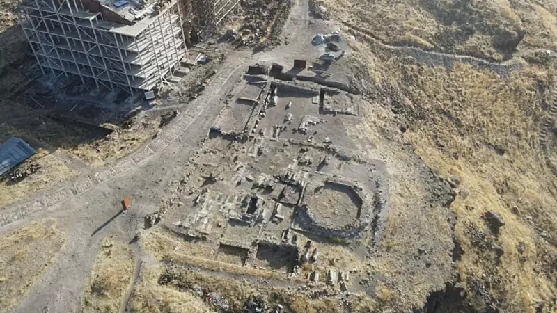 Selçuklu'dan Günümüze Uzanan Sır: Ani'deki Kazıda Muhteşem Kümbet Ortaya Çıktı!