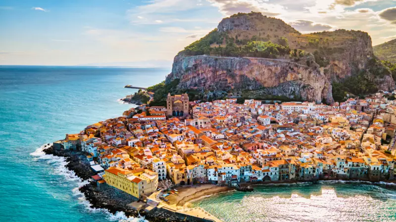 Sicilya Hakkında Bilinmeyenler: İşte Bu Muhteşem Ada Hangi Ülkeye Bağlı?