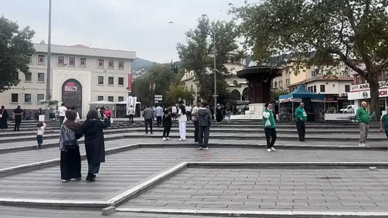 Simav'da 5.4'lük Deprem Panığı: Yer Yerinden Oynadı, Korku Dolu Anlar Yaşandı!