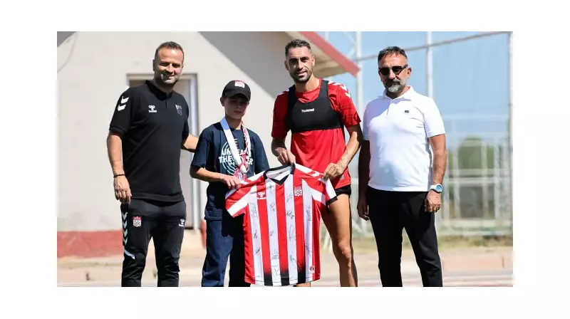 Sivasspor'dan Minik Taraftara Muhteşem Jest: Hayalini Gerçekleştirdiler!
