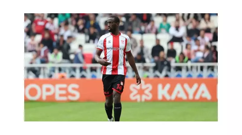 Sivasspor'dan Samba Camara'ya Duygusal Veda: 'Teşekkürler Samba!'