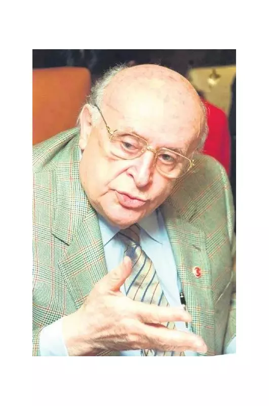 Siyasetin Ritmi: Halayla Dans Eden Demokrasi ve Uyumun İncelikli Sanatı