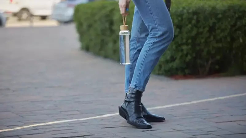 Sonbahar Stilinize Derinlik Katacak: Bu Sezonun En Etkili Jean Kombinleri