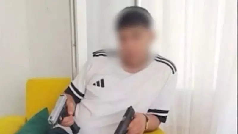 Sosyal Medyada Silahlı Poz! 6 Kişiye Hapis Cezası Geldi