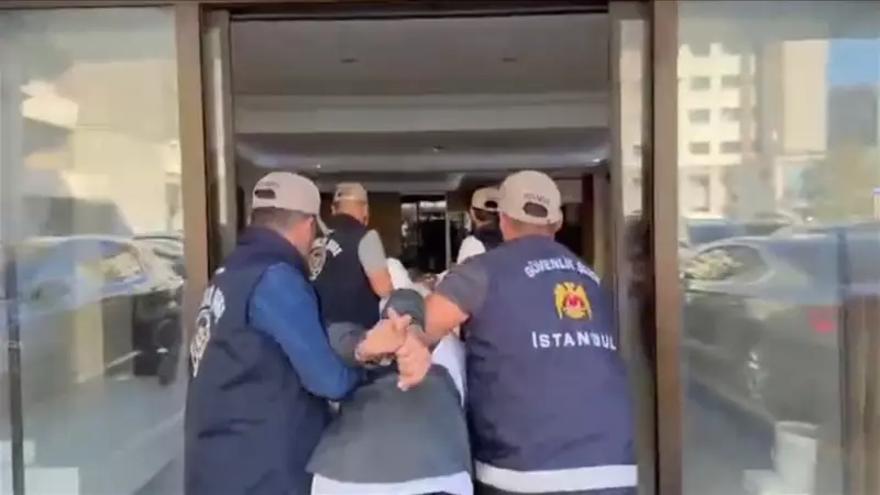 İstanbul'da Sokak Ortasında Yaşanan Taciz ve Yağma Skandalı: 4 Şüpheli Tutuklandı!