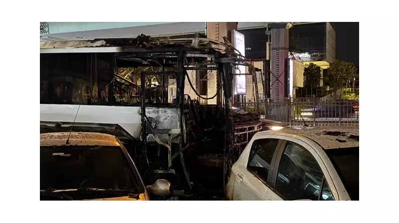 İstanbul'da Tur Otobüsü Alev Alev! Şoförün Soğukkanlı Müdahalesi Faciayı Önledi
