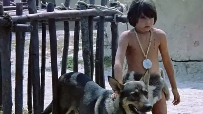 Tarkan'ın Oğlunu Kim Oynamıştı? İnanılmaz Gerçek Ortaya Çıktı: Kendi Babasını Canlandırmış!