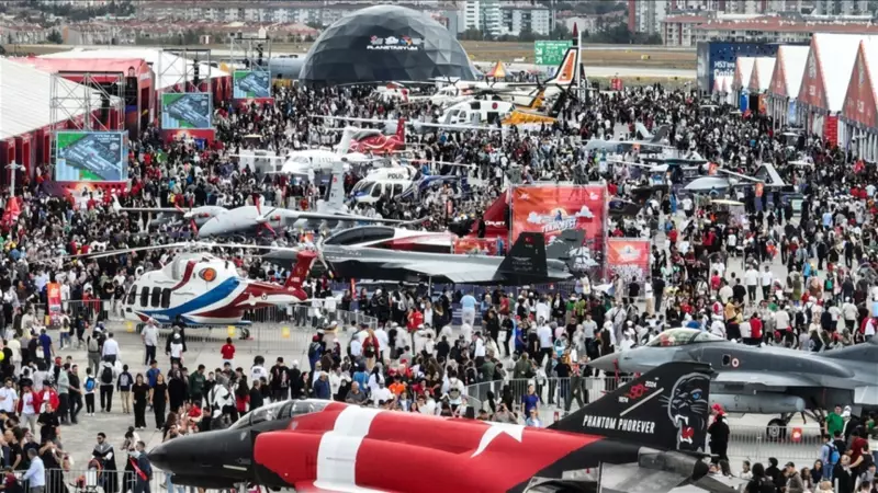 Teknofest İstanbul'da Final Rüzgarları Esiyor: Gökyüzü Renkleniyor!