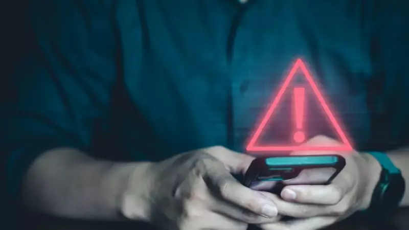 Telefonunuza Bu Bildirim Geliyorsa Hemen Silin! Kişisel Verileriniz Ele Geçiriliyor Olabilir