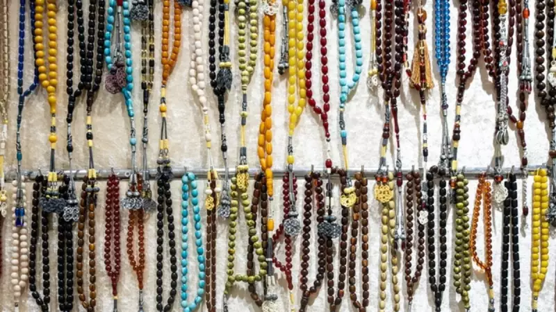 Tesbih Dünyasının Gizemli Yolculuğu: En Değerli ve Anlamlı Tesbih Çeşitleri