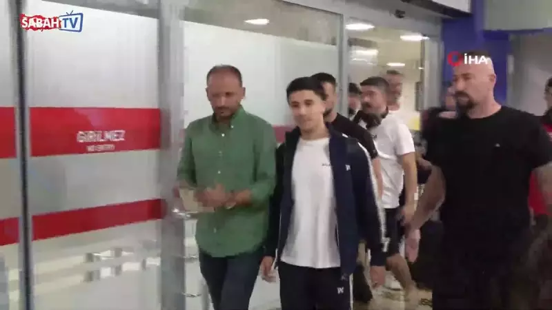 Trabzonspor'un Yeni Yıldızı Bouchouari, Trabzon'da Coşkuyla Karşılandı! İşte Görüntüler