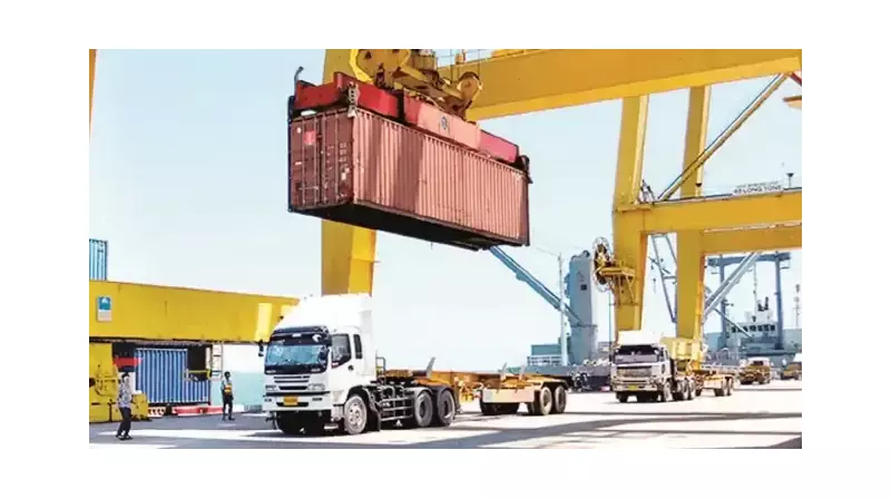 Türkiye'nin Ticaretteki Büyük Hamlesi: Tarife Farkından Sıyrılma Zamanı!