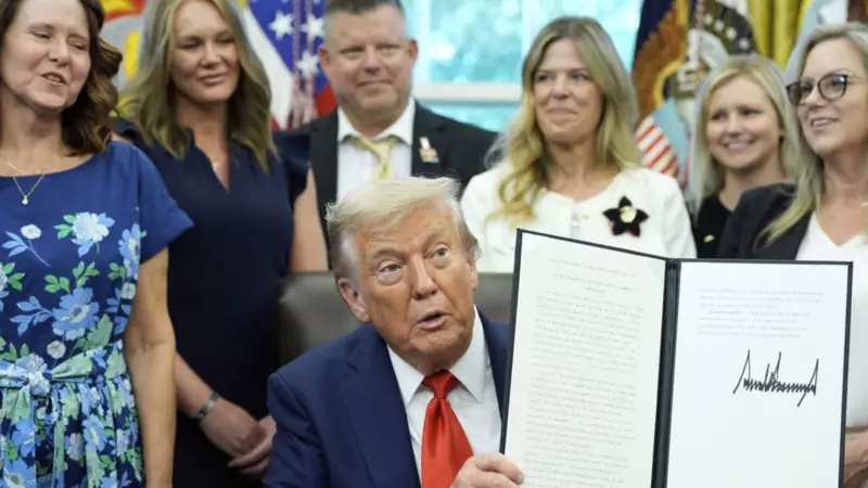 Trump'tan H-1B Vizesi İçin Bomba: Başvuru Ücreti 100 Bin Dolara Çıkıyor!