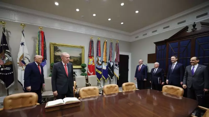 Trump'tan Türk Heyetine Sıra Dışı Övgü: 'Dünyaya Örnek Olacak Bir İşbirliği'