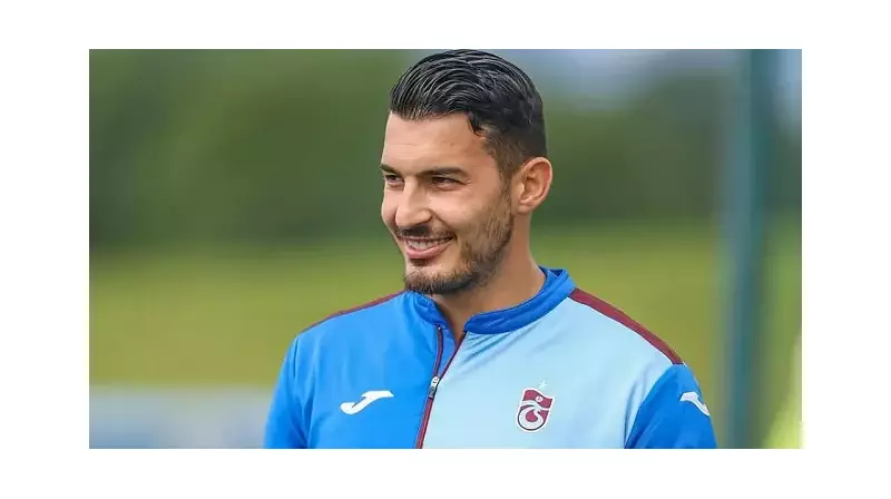 Uğurcan Çakır Trabzonspor'a Veda Etti: Kaleci Yıldızın Duygusal Vedası