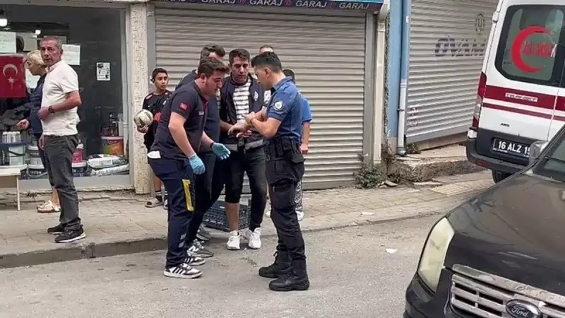 İzmir'de Polis İhbarına Giden Ekiplere Pitbull Saldırısı: 2 Yaralı