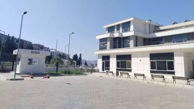 İzmir'de Trajedi: Amca ve Yeğen Arasındaki Tartışma Kanlı Bitti!