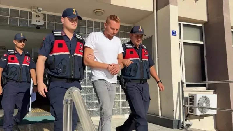 İzmir'de Tüyler Ürperten Hırsızlık: Halasının Evinden Çalıp Mahkemede Yakalandı!