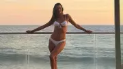 Alessandra Ambrosio'dan Yaza Veda Yok! Brezilyalı Yıldızın Bitmek Bilmeyen Tatil Keyfi