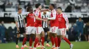 Arsenal, Newcastle'ı Son Saniyelerde Yıktı! Premier Lig'de Akıl Almaz Final