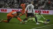 Beşiktaş, Başakşehir'i 2-1 Mağlup Etti! Müthiş Geri Dönüşün Özeti