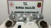 Bursa'da Gece Yarısı Baskını! 9 Kiloya Yakın Esrar Ele Geçirildi