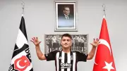 Cengiz Ünder'den Beşiktaş'a Sürpriz Mesaj! Taraftarlar Şokta