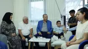 Cumhurbaşkanı Erdoğan'dan Depremzede Aileye Sürpriz Ziyaret: Yeni Yuvalarında Mutluluk Gözyaşları