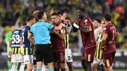 Fenerbahçe - Trabzonspor Maçında Bomba Gelişme! Onuachu'nun Golü VAR İncelemesi Sonrası İptal Edildi