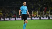 Fenerbahçe - Trabzonspor Maçında Gol İptali Tartışması: Eski Hakemlerden Şok Açıklamalar! Top Çizgiyi Geçti Mi?