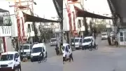 Kaçarken Çocuğa Çarpıp Durdu! Araçta Yapılan Aramada 5 Tabanca ve 1 Kalaşnikof Ele Geçirildi