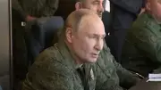 Putin'in Sıra Dışı Anısı: Askeri Üniforma ile Anma Töreninde!