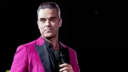 Robbie Williams İstanbul'da Mekan Değişikliği! Dev Konser Nereye Taşındı?