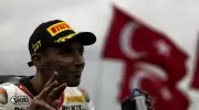 Toprak Razgatlıoğlu Fransa'da Rüzgar Gibi Esti! Magny-Cours Zaferiyle Tarih Yazdı