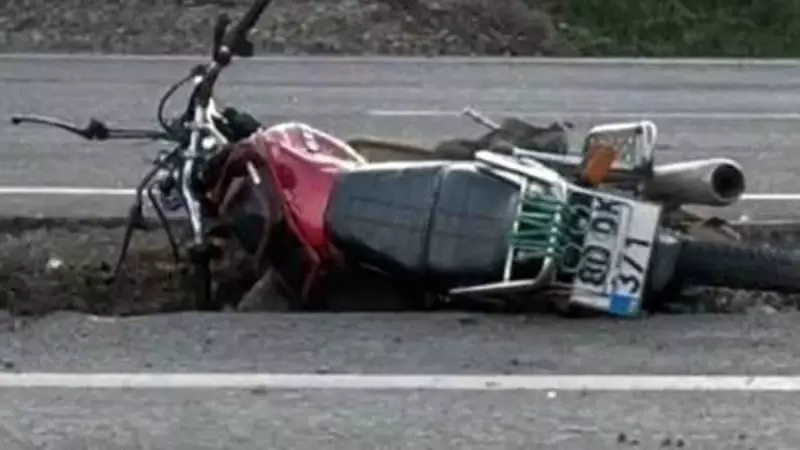 İş Makinesiyle Korkunç Kazada Motosiklet Sürücüsü Hayatını Kaybetti! | Adana'da Yaşanan Trajedi