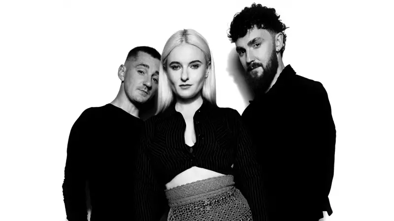 Üç Yıldız İstanbul'da Aynı Sahneyi Paylaştı: The Sound of Superstar Fırtınası!